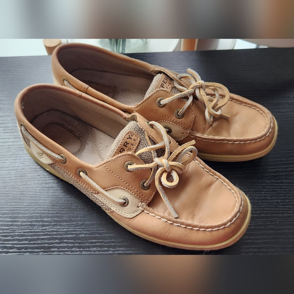 Women’s tan Sperry's (8) - Picture 2 of 6